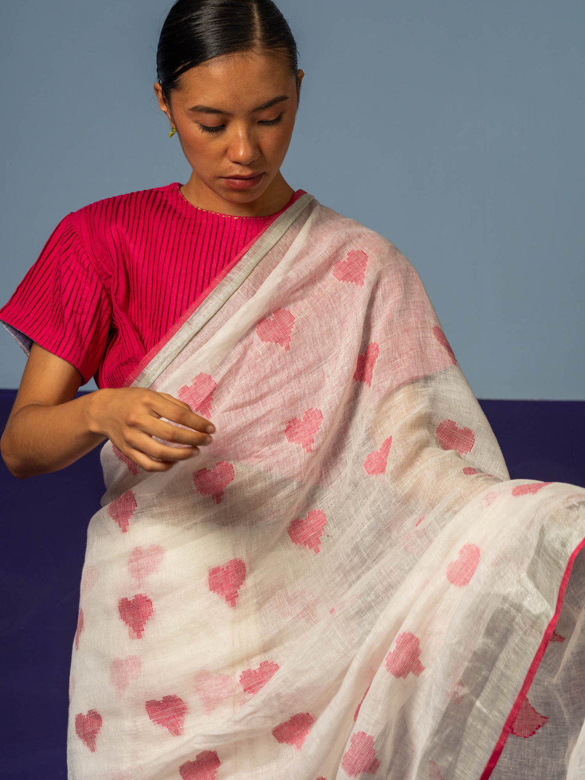The Novi Linen Saree